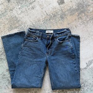 Abercrombie & Fitch Low Rise Baggy Jeans 23 Short